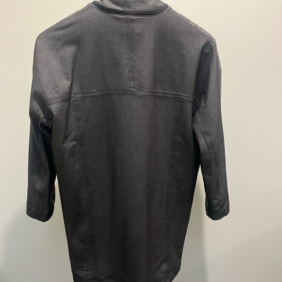 Lululemon overcoat/jacket - Picture 2 of 5